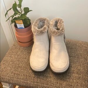 Khombu White Black Winter Rain Boots